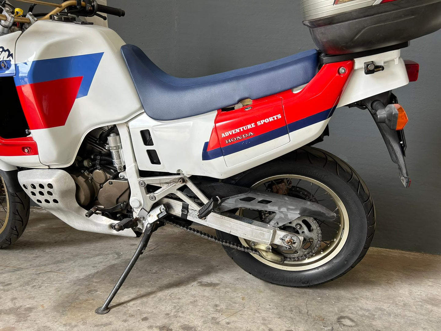 HONDA AFRICA TWIN 750