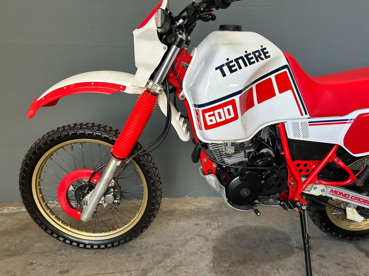 YAMAHA Ténéré 600 1VJ